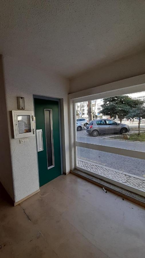Carcavelos Surf Beach House Exterior foto